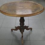 583 1246 PEDESTAL TABLE